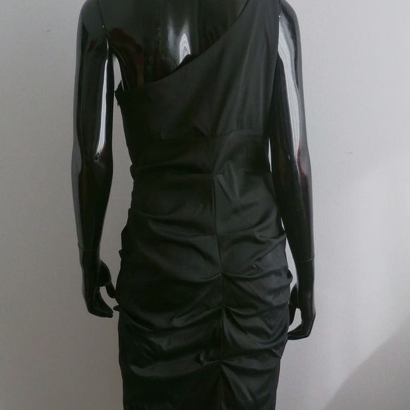 XSCAPE Black One Arm Size 14.  (E) - Picture 5 of 5